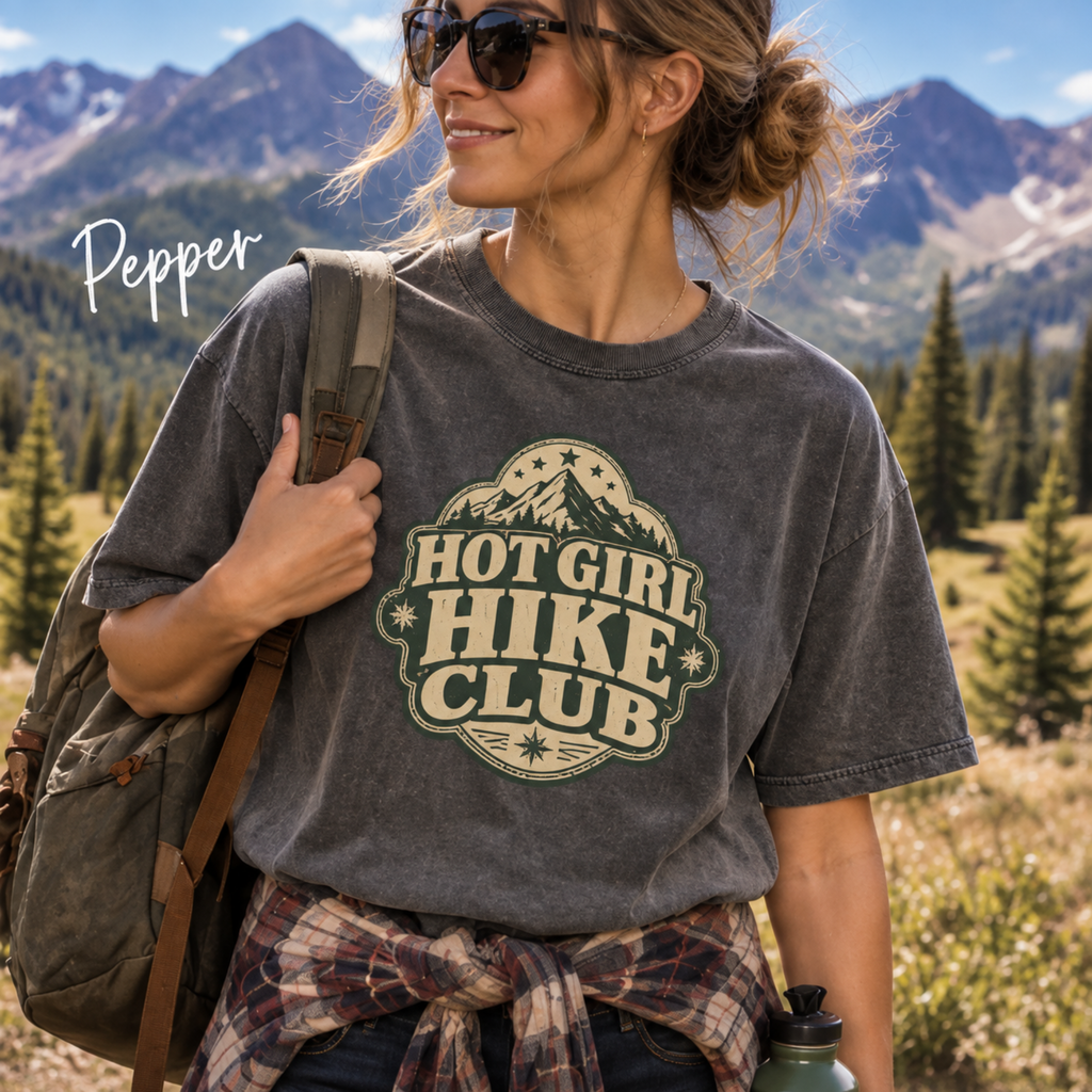 Hot Girl Hike Club – Outdoor T-Shirt