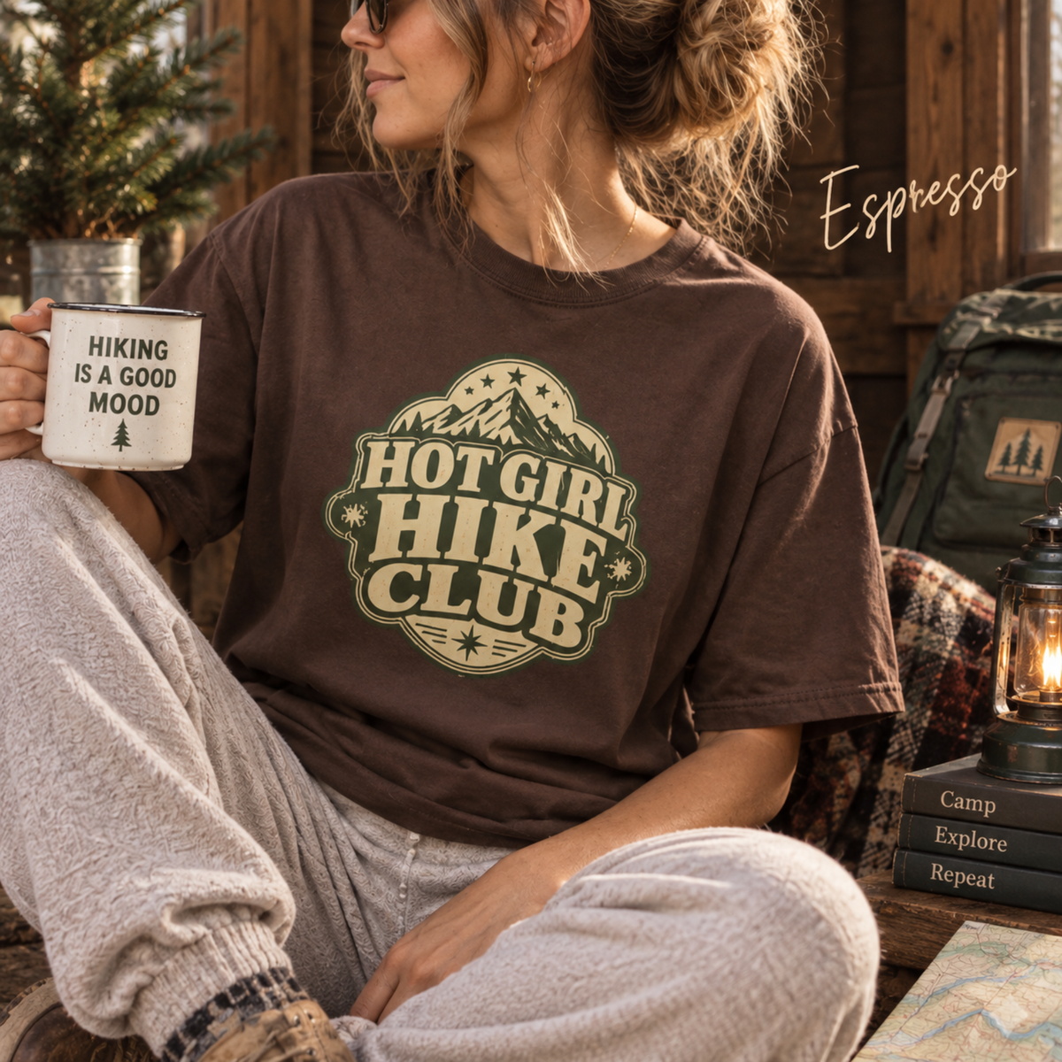 Hot Girl Hike Club – Outdoor T-Shirt
